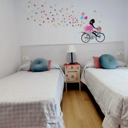Casa La Riera Nyaraló *