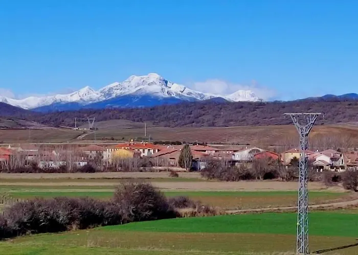 Casa La Riera 度假居 *