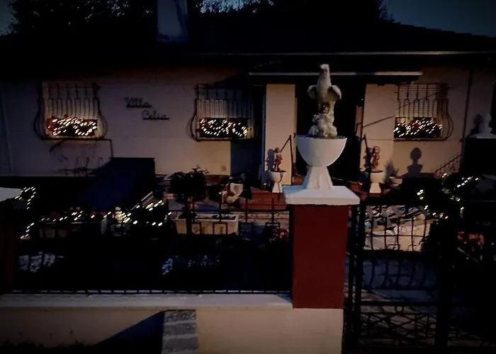 Casa La Riera * 皮苏埃加河畔萨利纳斯