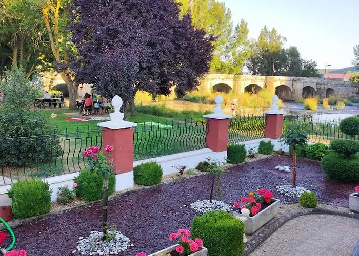 Casa La Riera 度假居