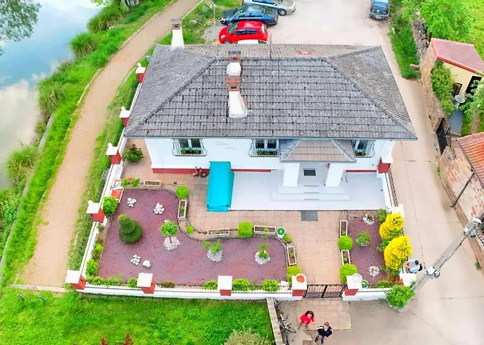 Casa La Riera 度假居 皮苏埃加河畔萨利纳斯